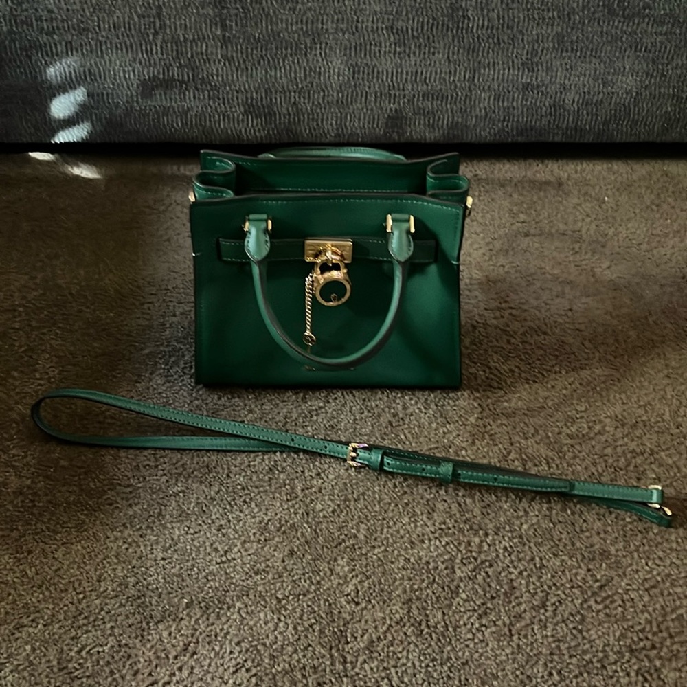 Selling emerald green Michael Kors handbag. Offers welcome :)